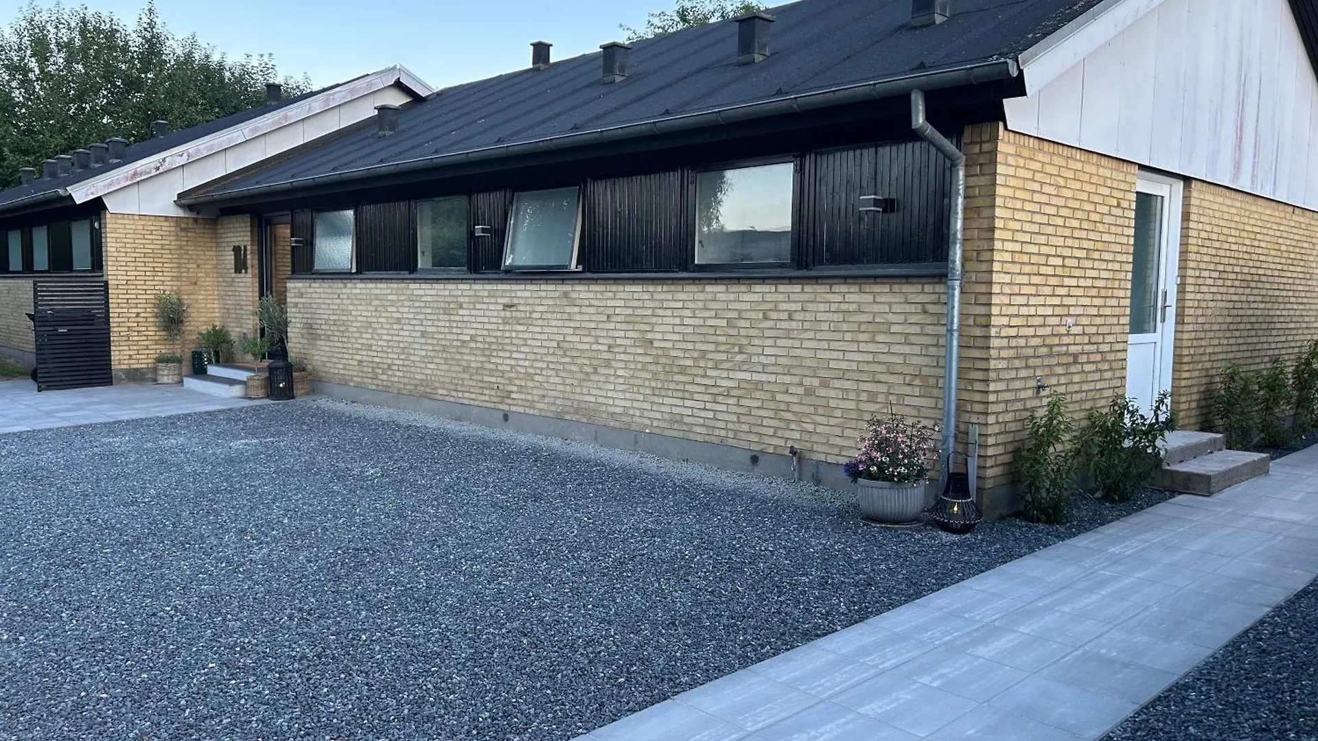 Billund Homestay بيت ريفي
